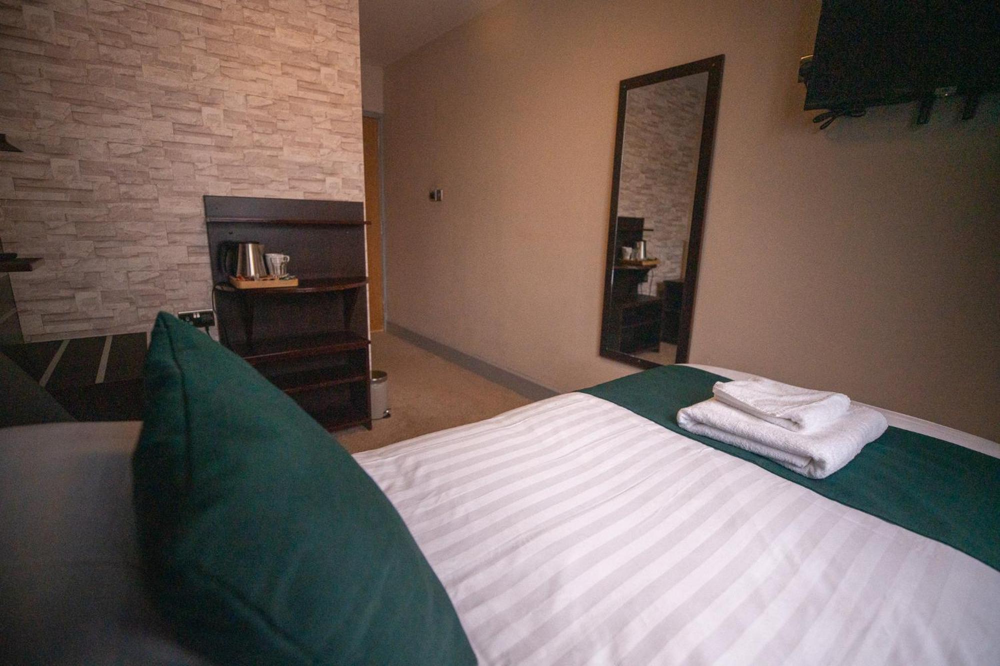 Best Western Ebbw Vale Luaran gambar