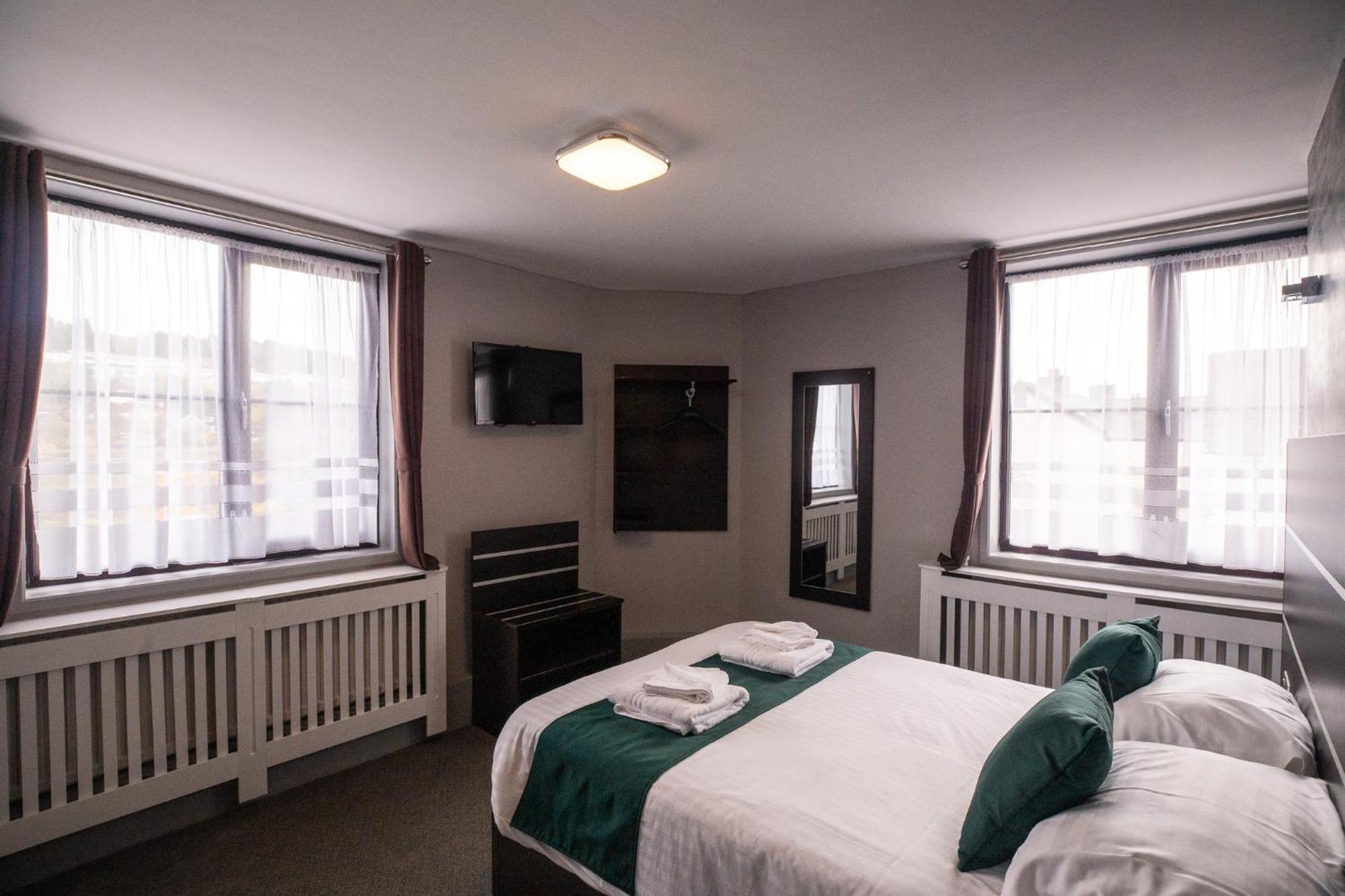 Best Western Ebbw Vale Luaran gambar