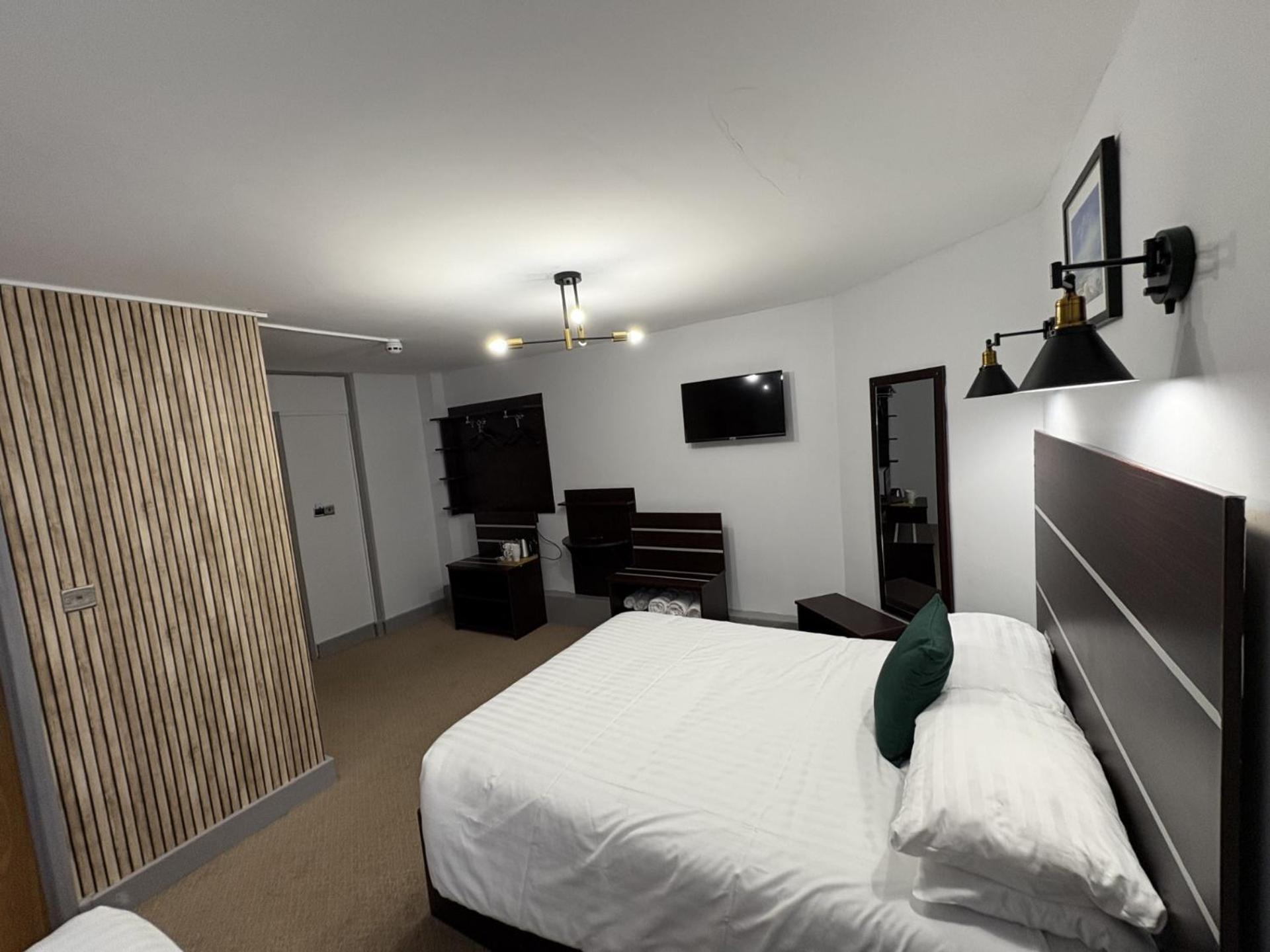 Best Western Ebbw Vale Luaran gambar