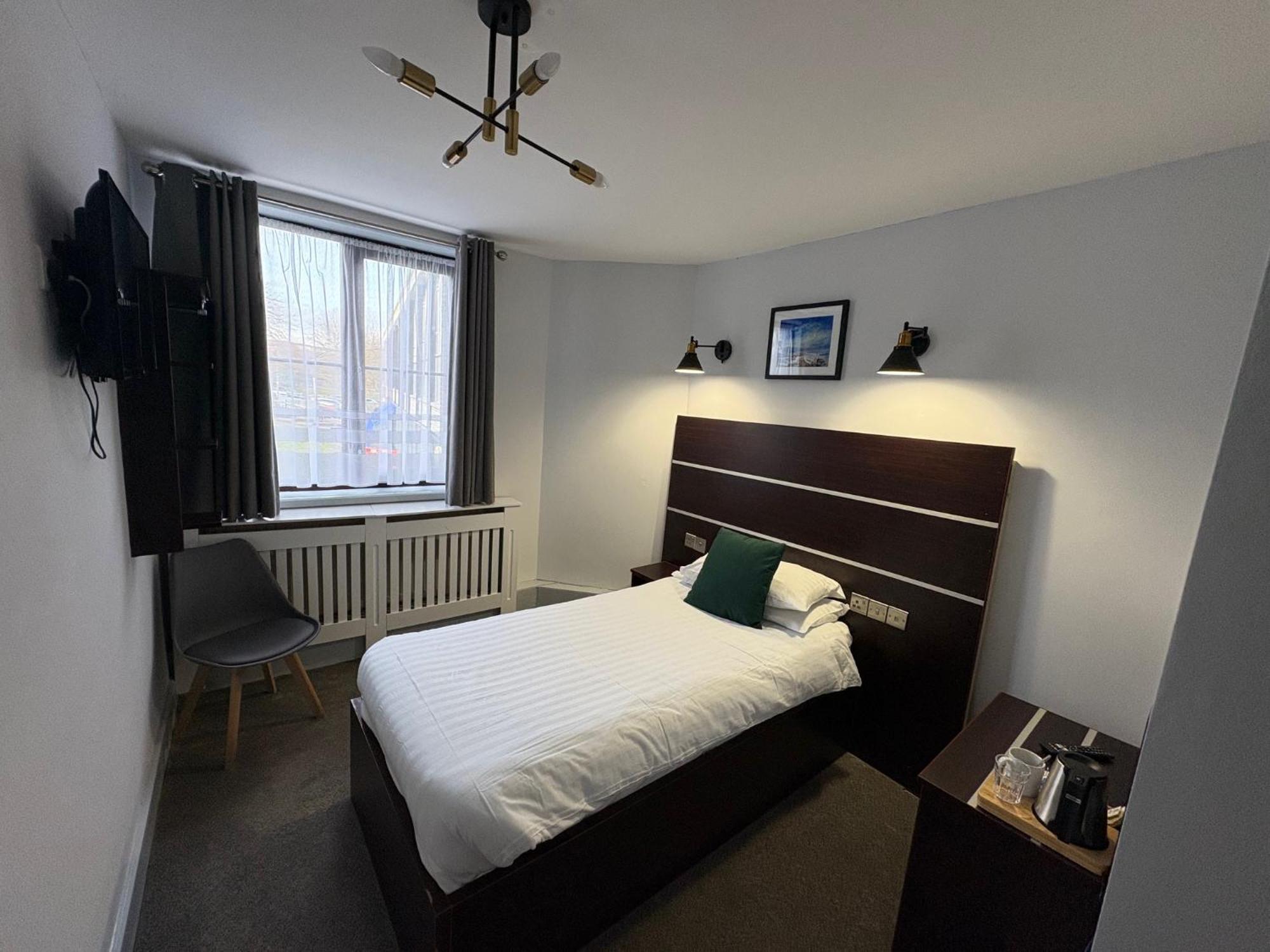 Best Western Ebbw Vale Luaran gambar