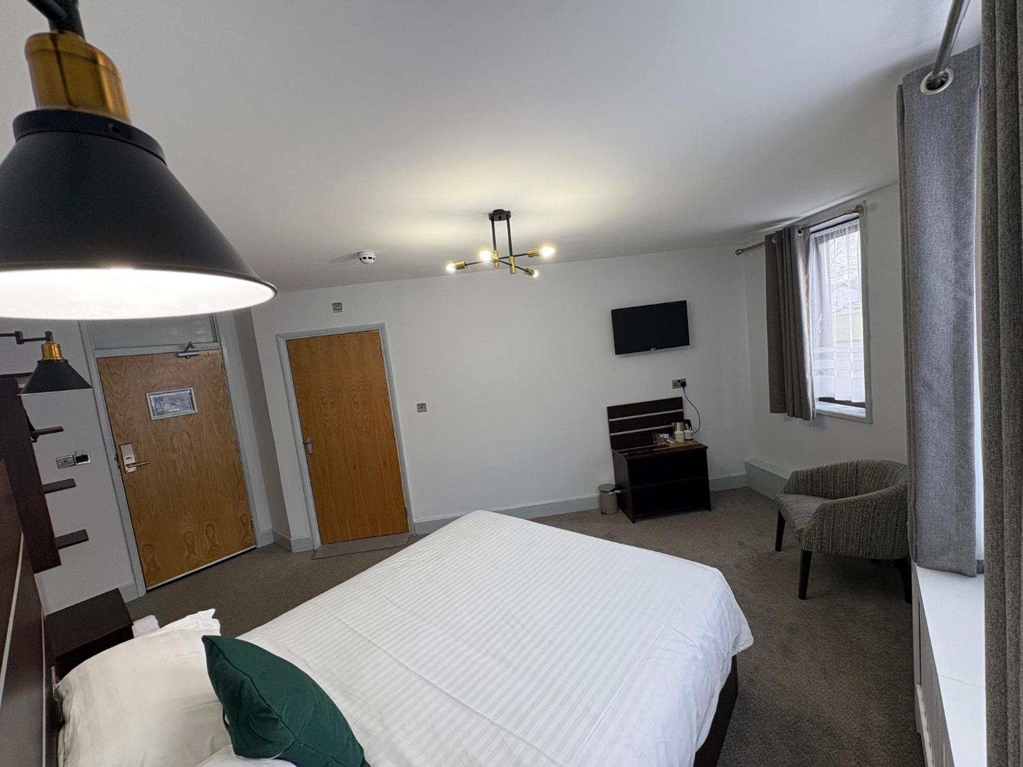 Best Western Ebbw Vale Luaran gambar