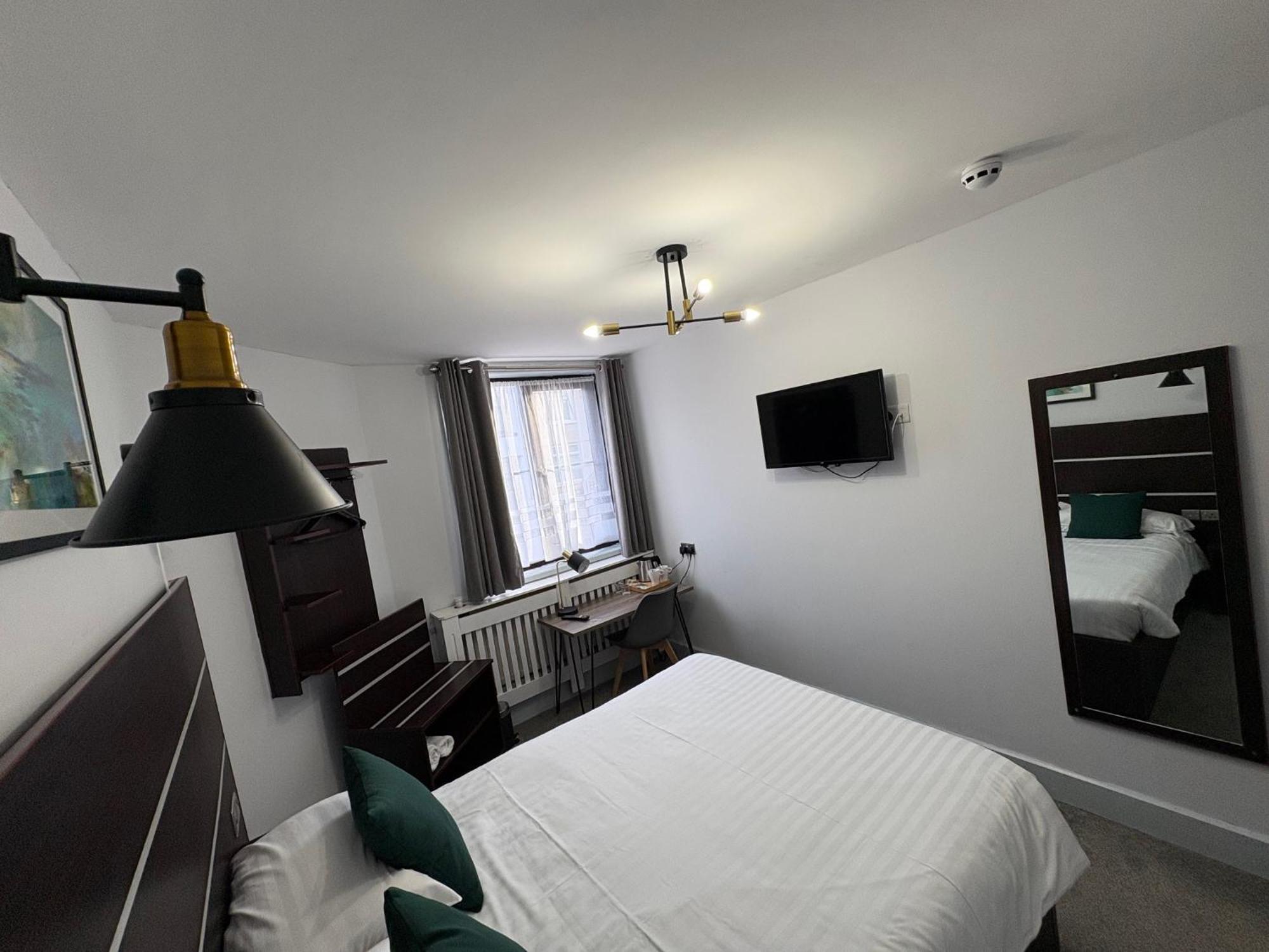 Best Western Ebbw Vale Luaran gambar