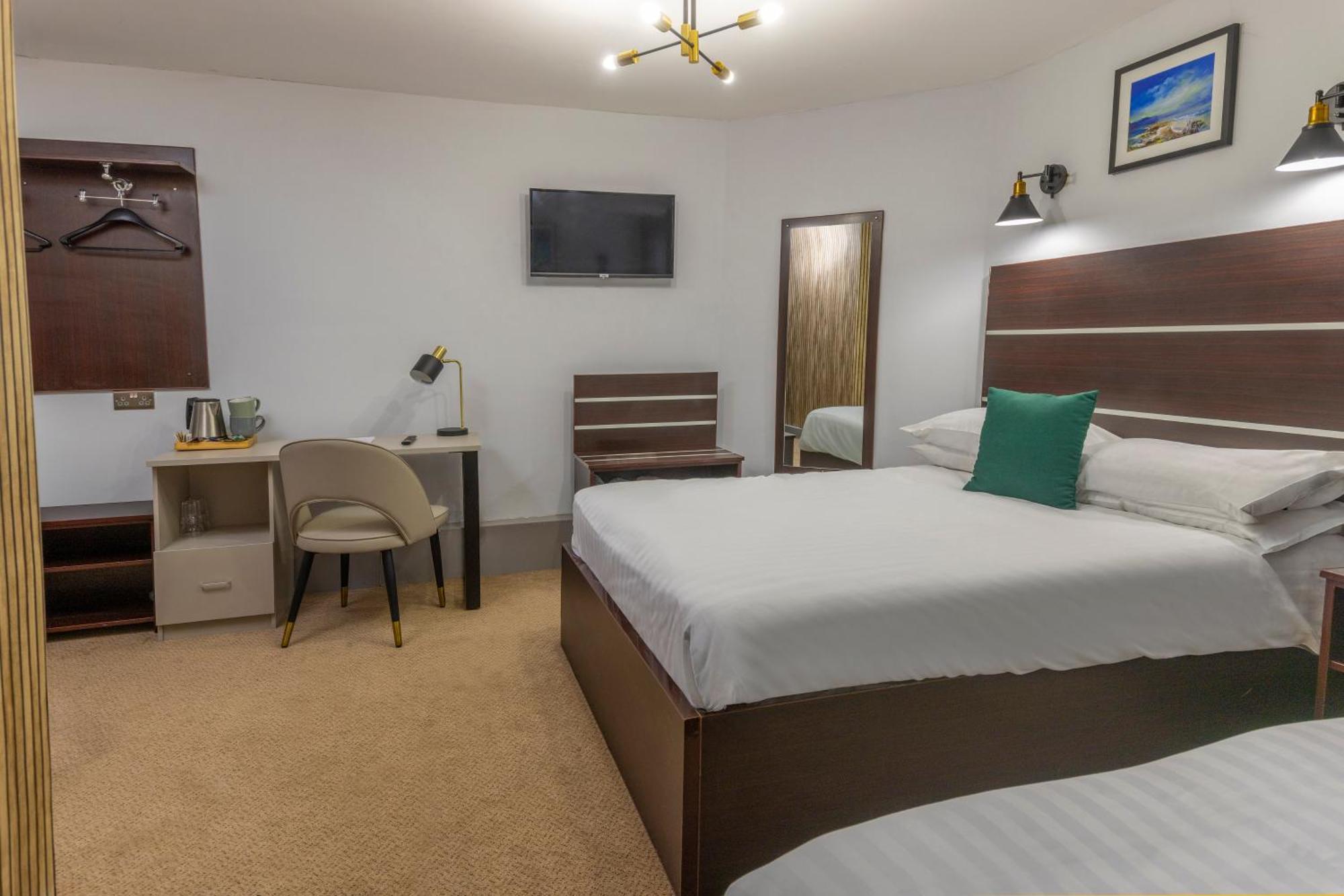 Best Western Ebbw Vale Luaran gambar